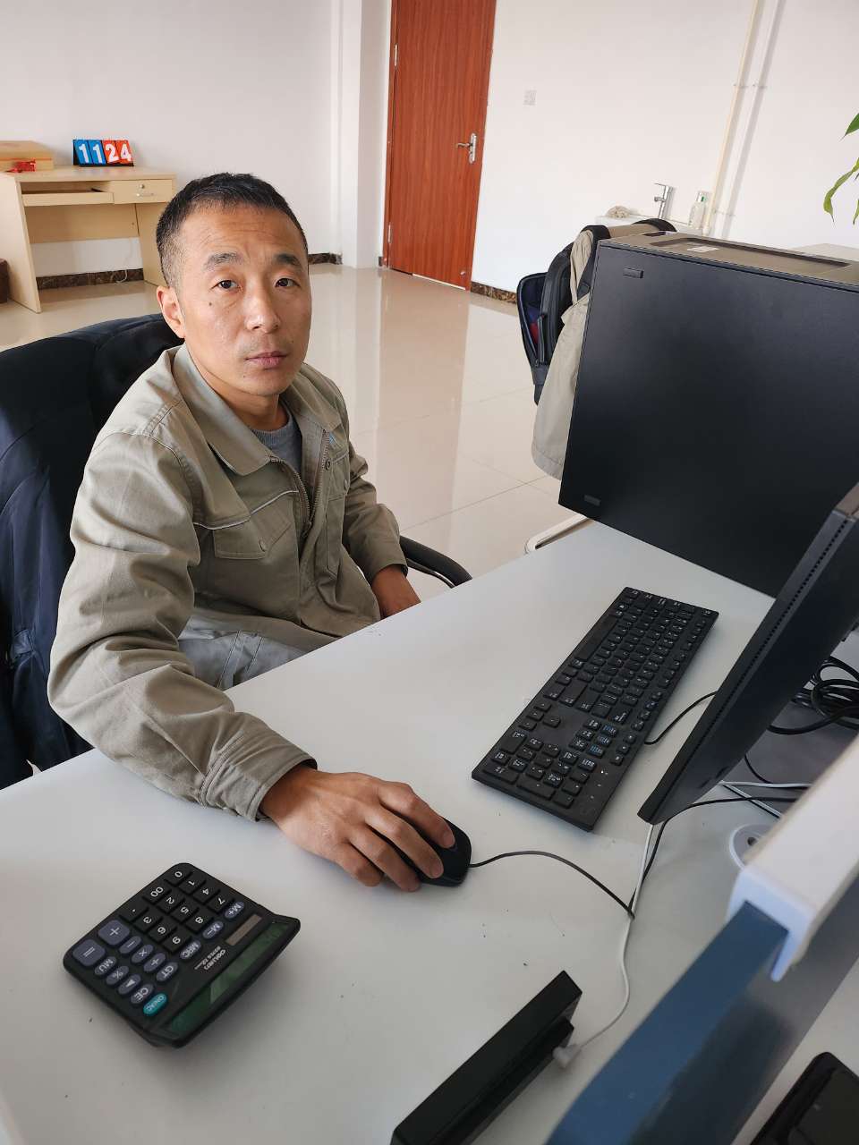 高举润.jpg
